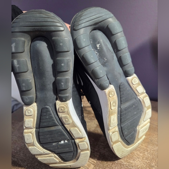 Nike Airmax 270 Sz. 7.5 - Picture 6 of 8